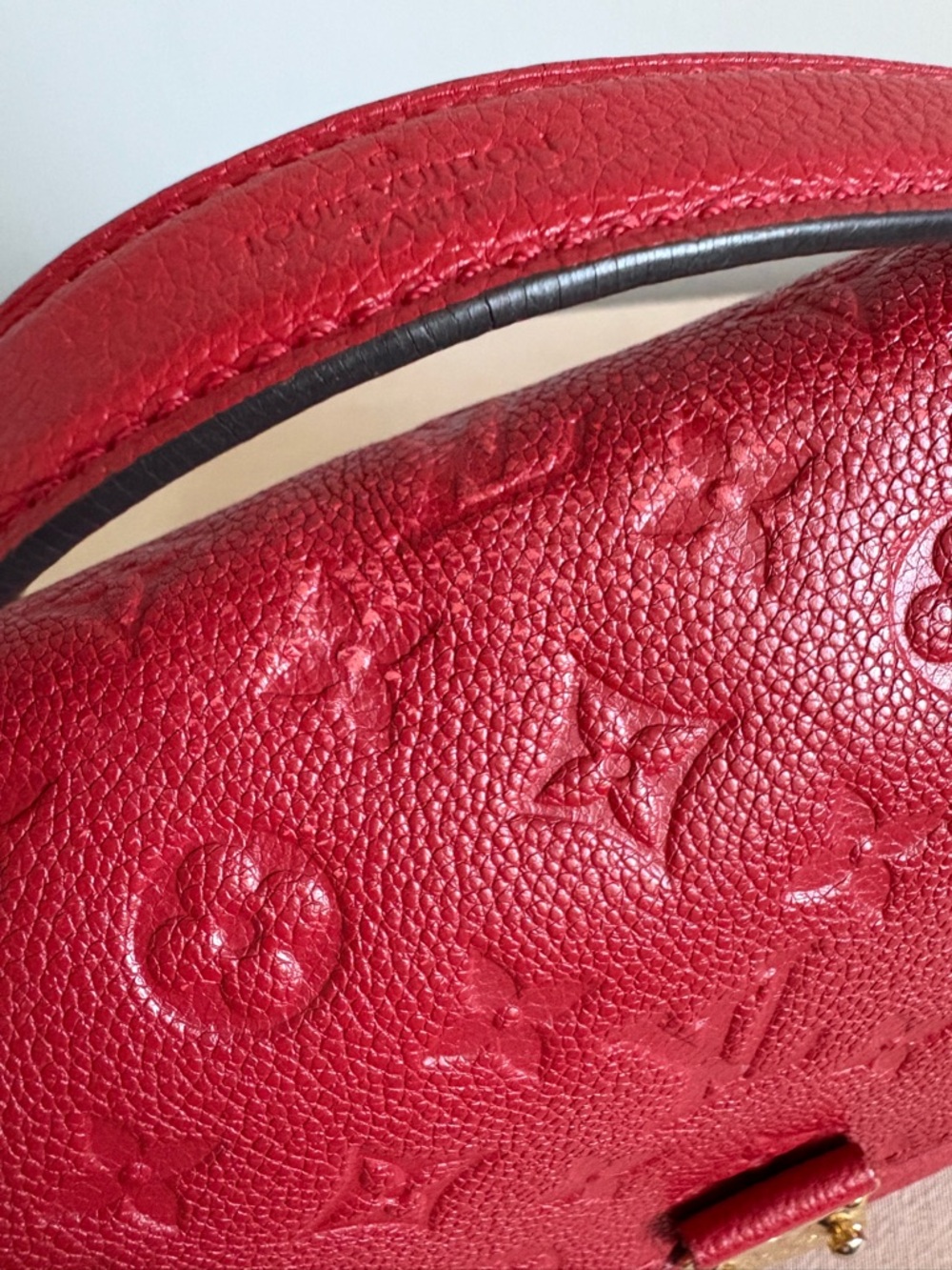 Louis Vuitton Empreinte Pochette Metis - Cherry - Picture 13 of 16
